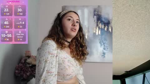 Snapshot of chubby_vaniie_ chatting on 02/25/25, 06:31 Vanesa online show from 02/25/25, 06:31