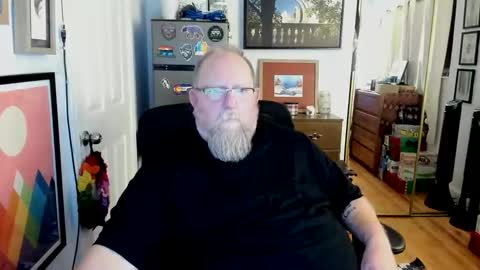 Snapshot of chubbybaybear chatting on 11/29/25, 03:42 Chubby online show from 11/29/25, 03:42