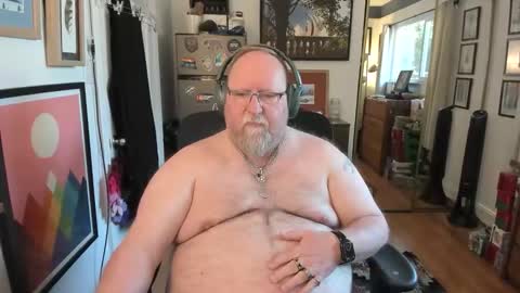 Snapshot of chubbybaybear chatting on 03/28/26, 11:37 Chubby online show from 03/28/26, 11:37