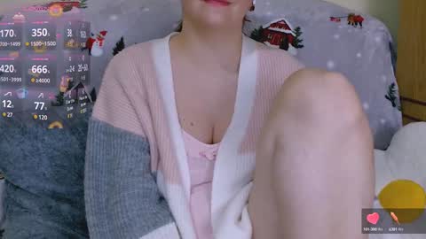 Snapshot of chubbymaia chatting on 12/24/24, 06:06 Maia online show from 12/24/24, 06:06