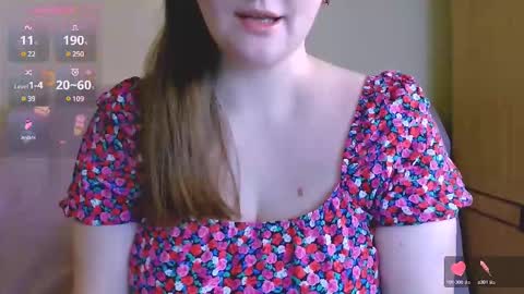 Snapshot of chubbymaia chatting on 02/22/25, 09:56 Maia online show from 02/22/25, 09:56