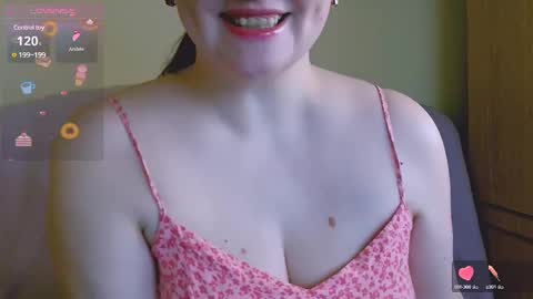 Snapshot of chubbymaia chatting on 03/08/25, 12:09 Maia online show from 03/08/25, 12:09