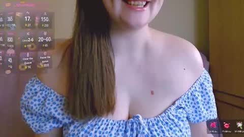 Snapshot of chubbymaia chatting on 03/12/25, 09:12 Maia online show from 03/12/25, 09:12