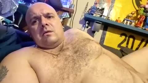 chubbyman40 online show from 01/12/26, 07:19