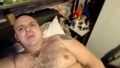 chubbyman40 online show from 01/17/26, 07:17