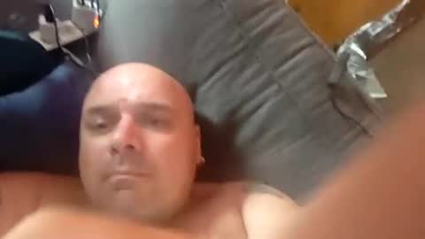 Snapshot of chubbyman44 chatting on 07/18/26, 12:42 chubbyman44 online show from 07/18/26, 12:42