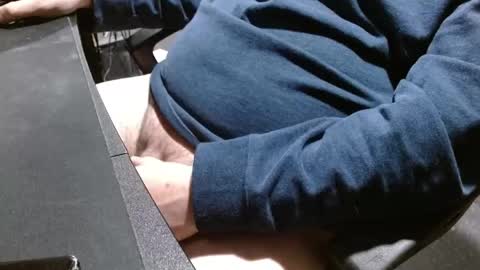 Snapshot of chubbyuncut5 chatting on 04/08/26, 04:01 chubbyuncut5 online show from 04/08/26, 04:01