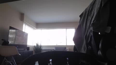 Snapshot of chubbyvix chatting on 04/15/26, 07:58 AstorYvr online show from 04/15/26, 07:58