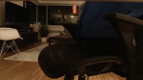 Snapshot of chubbyvix chatting on 04/17/26, 04:26 AstorYvr online show from 04/17/26, 04:26