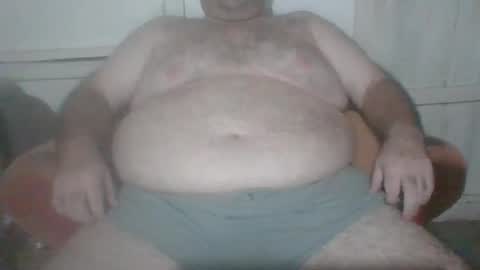 Snapshot of chubcammer chatting on 10/08/25, 04:32 chubcammer online show from 10/08/25, 04:32