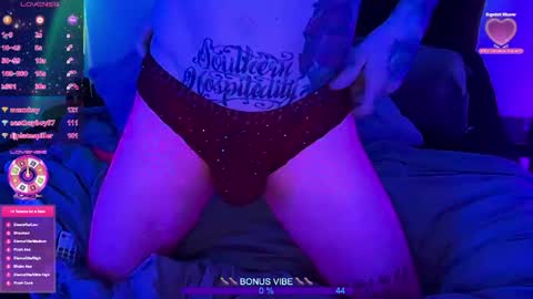 Snapshot of chubschadwell chatting on 05/11/26, 02:45 ChubsChadwell online show from 05/11/26, 02:45