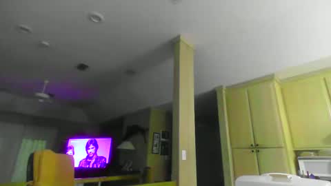 chuck354139 online show from 12/10/24, 04:56