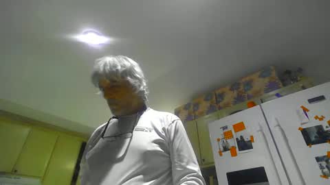 chuck354139 online show from 01/06/25, 05:19