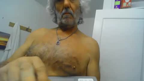 chuck354139 online show from 01/09/25, 03:04