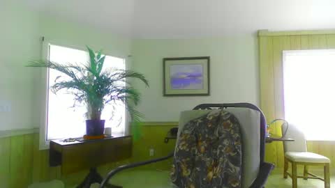 chuck354139 online show from 01/17/25, 05:19