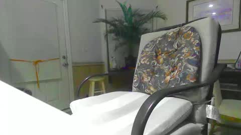 chuck354139 online show from 02/13/25, 11:39