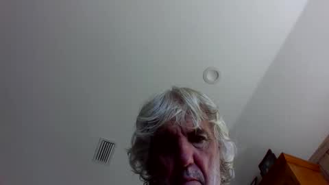 chuck354139 online show from 09/12/25, 02:39