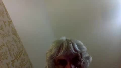 chuck354139 online show from 09/25/25, 04:49