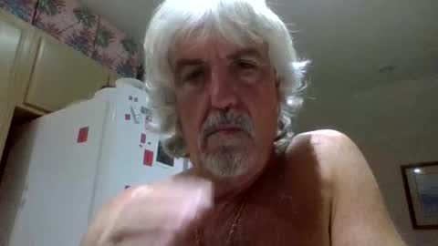 chuck354139 online show from 10/16/25, 08:37