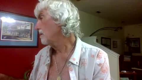 chuck354139 online show from 10/29/25, 03:42