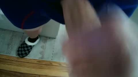 Snapshot of chusho chatting on 11/26/25, 09:49 Im so cute online show from 11/26/25, 09:49