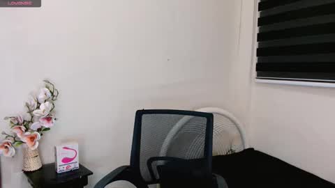 Snapshot of cia_rain chatting on 10/12/25, 07:57 cia_rain online show from 10/12/25, 07:57