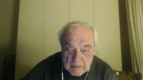 Snapshot of ciaoamoremio4 chatting on 12/31/24, 10:45 ciaoamoremio4 online show from 12/31/24, 10:45