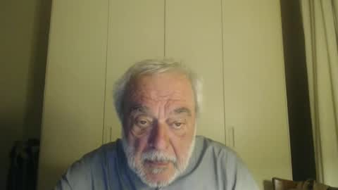 Snapshot of ciaoamoremio4 chatting on 01/19/25, 08:30 ciaoamoremio4 online show from 01/19/25, 08:30