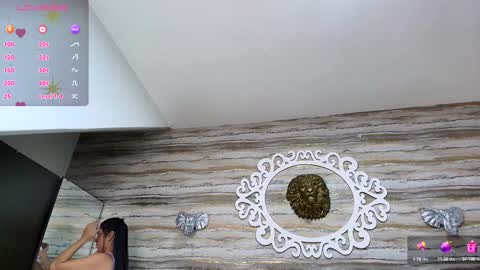 ...   ... online show from 02/09/25, 03:32