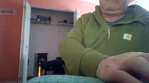 Snapshot of cicerofreak chatting on 01/12/25, 04:29 cicerofreak online show from 01/12/25, 04:29