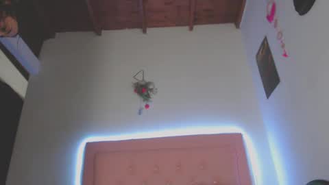 cicimom online show from 09/22/25, 02:57