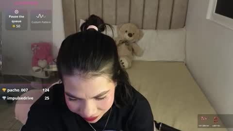 Mia online show from 02/27/26, 04:45