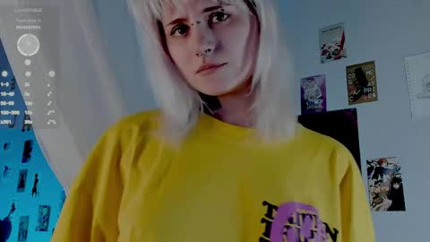 Snapshot of cigaretteduringsex chatting on 04/07/26, 01:44 Helen and Teya online show from 04/07/26, 01:44