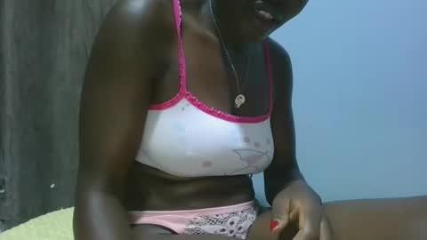 cilia petite online show from 01/24/25, 04:17