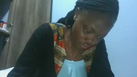 cilia petite online show from 02/01/25, 09:21