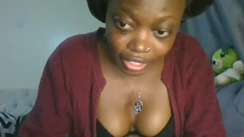 Snapshot of cilia_petite chatting on 06/11/26, 07:12 cilia petite online show from 06/11/26, 07:12