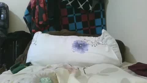 Snapshot of cilia_petite chatting on 07/18/26, 01:48 cilia petite online show from 07/18/26, 01:48