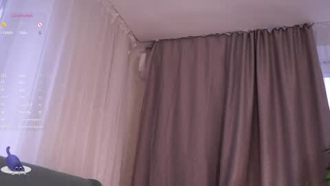 Snapshot of cinacandy chatting on 04/27/26, 01:58 L online show from 04/27/26, 01:58