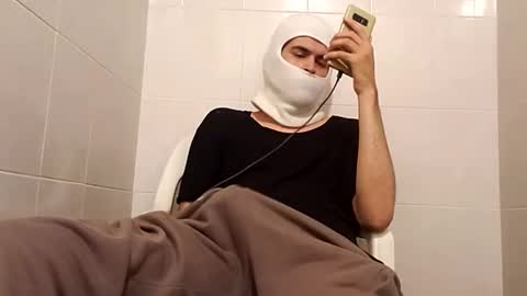 Snapshot of cincopulgadas chatting on 01/03/25, 05:17 Ernesto online show from 01/03/25, 05:17