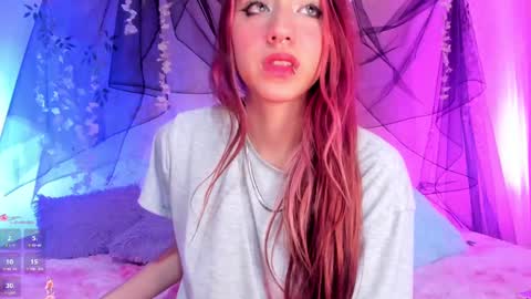 Snapshot of cinderella_lewis chatting on 02/21/25, 06:40 Sofi Eva and Mey online show from 02/21/25, 06:40