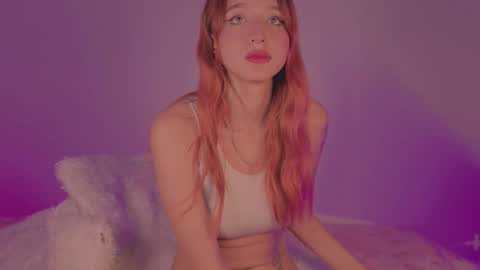 Snapshot of cinderella_lewis chatting on 12/18/25, 02:50 Sofi Eva and Mey online show from 12/18/25, 02:50