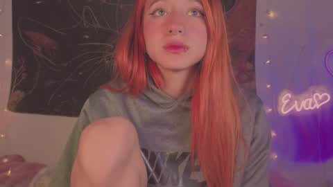 Snapshot of cinderella_lewis chatting on 03/04/26, 03:45 Sofi Eva and Mey online show from 03/04/26, 03:45