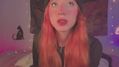 Snapshot of cinderella_lewis chatting on 03/22/26, 05:00 Sofi Eva and Mey online show from 03/22/26, 05:00