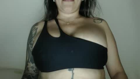 Snapshot of cindy_latin chatting on 09/23/25, 02:25 cindy latin online show from 09/23/25, 02:25