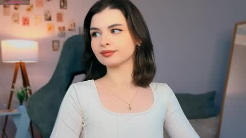 Snapshot of cindyclub_ chatting on 06/05/26, 06:52 Rebbeka online show from 06/05/26, 06:52