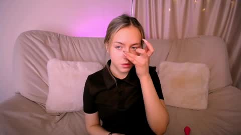 Snapshot of cindylovesmith chatting on 04/10/26, 05:23 cindylovesmith online show from 04/10/26, 05:23