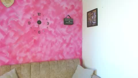 Snapshot of cinna__ chatting on 03/18/26, 10:13 cinna__ online show from 03/18/26, 10:13