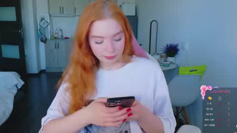 Snapshot of cinnabongirls chatting on 06/29/26, 01:11 Maddy online show from 06/29/26, 01:11