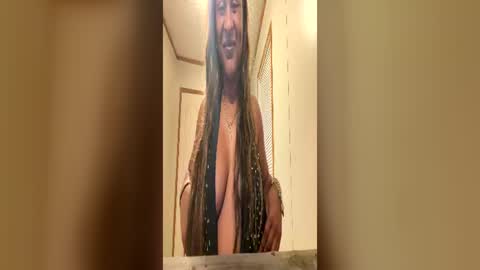 Cinnamon online show from 06/27/26, 02:16