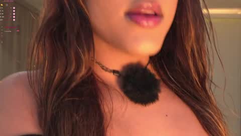 Snapshot of cinnamon__criss chatting on 04/18/26, 11:27 cinnamon__criss online show from 04/18/26, 11:27